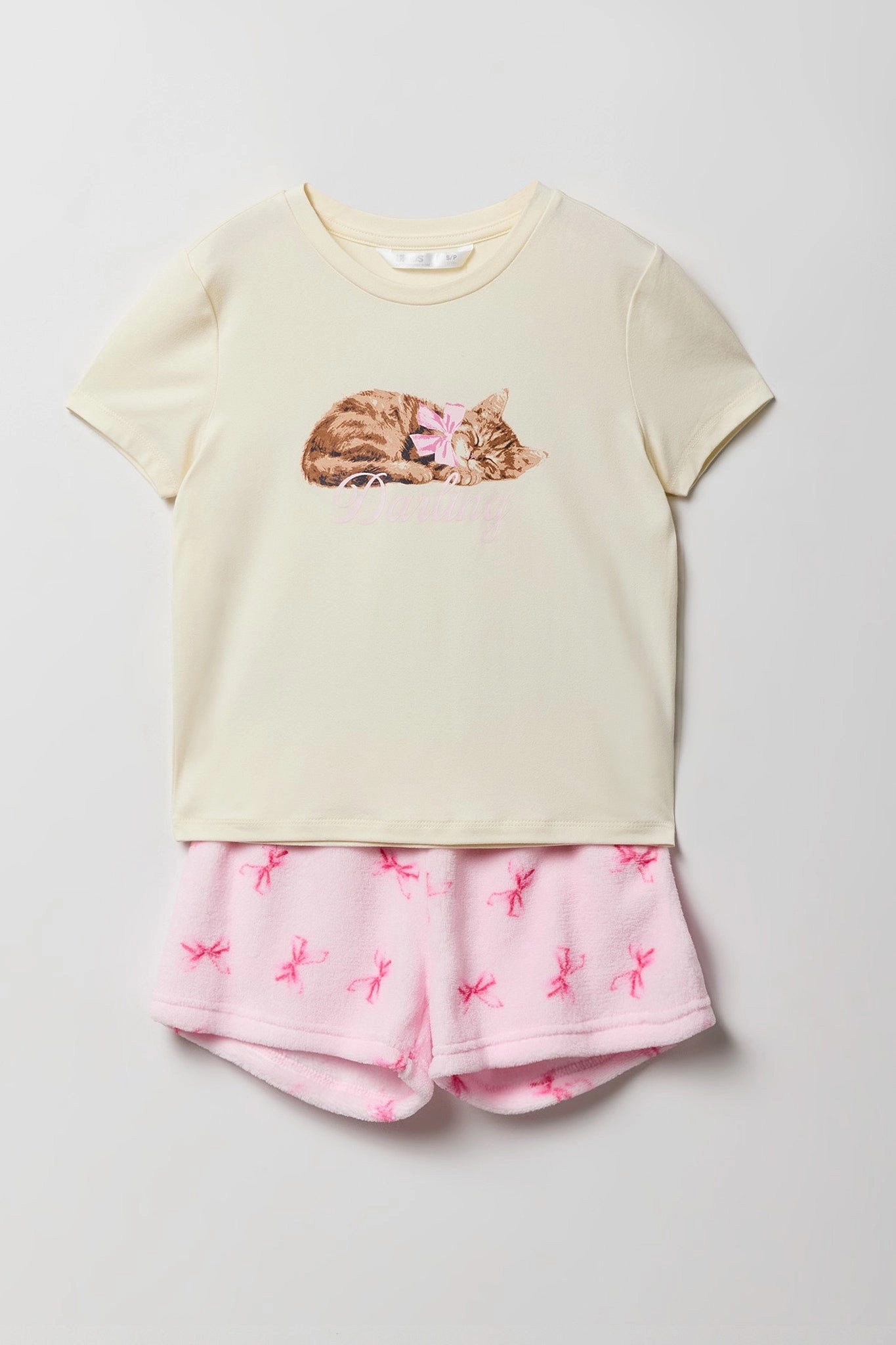 Ensemble pyjama avec t-shirt imprimé et short en peluche pour fille