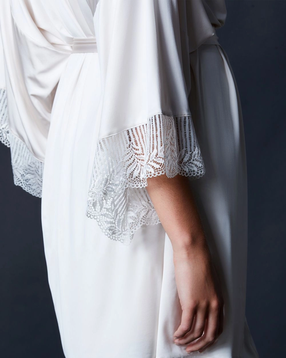 Irini Kimono Robe