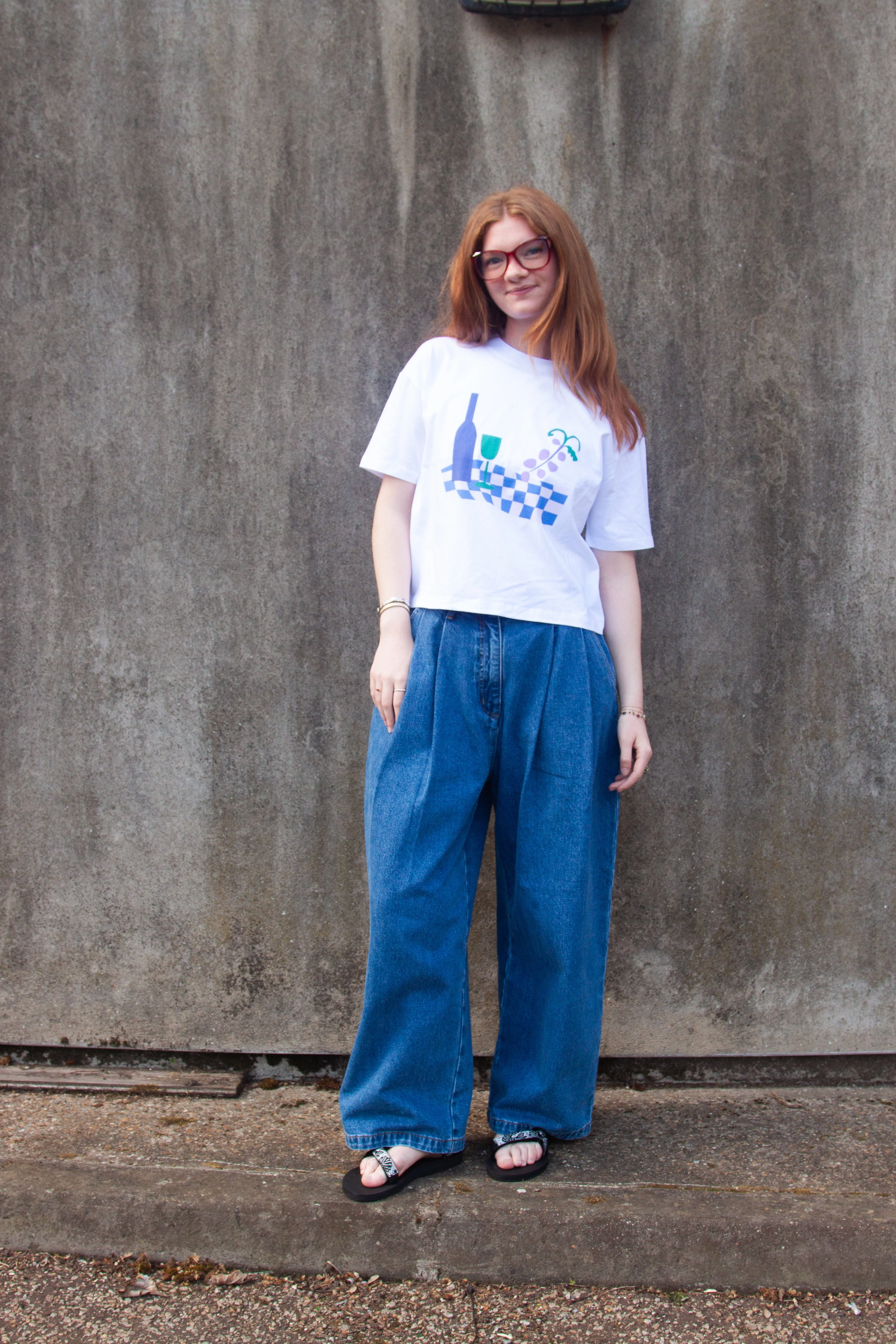 Miss Pompom Wine T-shirt