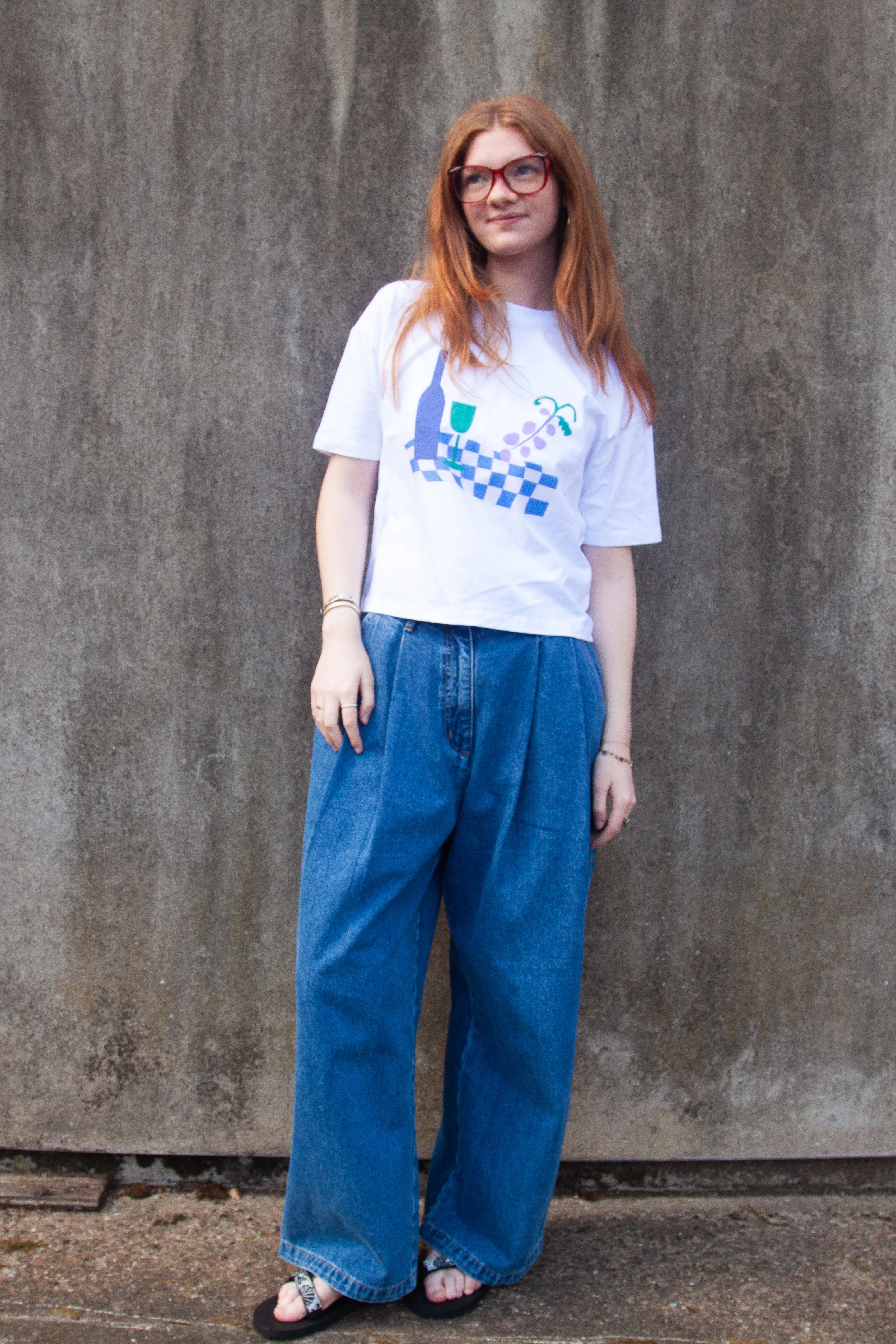 Miss Pompom Wine T-shirt